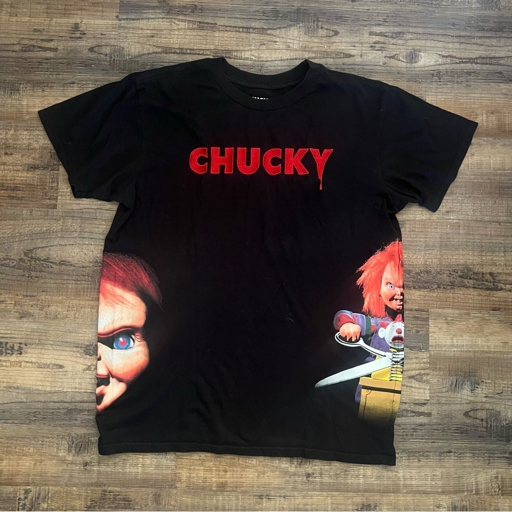 Chucky Childs Play Horror T-Shirt Embroidered Graphic Print Size Large